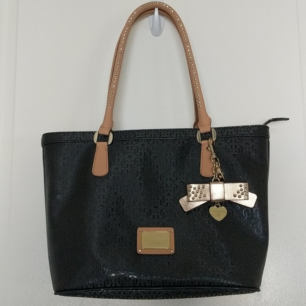 Guess Shoulder Bag